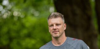 Nach dem 2:2 im Testspiel gegen Fortuna Köln unzufrieden: FC-Trainer Lukas Kwasniok.