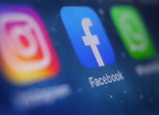 Die Bundesregierung darf die Bürger auch weiterhin bei Facebook informieren. (Symbolbild)