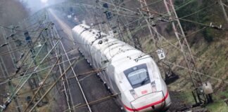 Eine Weichenstörung zwischen Berlin und Wolfsburg hat zu Behinderungen im Bahnverkehr geführt. (Symbolbild) 