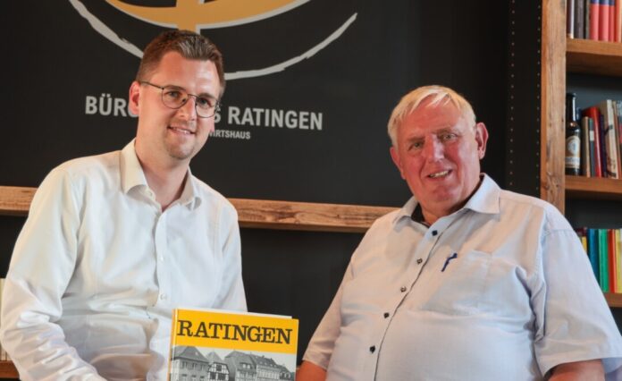 Bürgermeisterkandidat Patrick Anders (CDU) und Minister Laumann im Bürgerhaus, Bild: Alexander Heinz