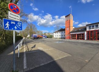 Hösels beliebtester Platz für grosse Feiern, der Feuerwehrplatz, Bild: Alexander Heinz