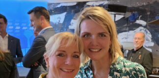 Ulrike Stiers (Vorsitzende der Frauen-Union Heiligenhaus) mit Referentin Christina Schulze Föcking. Foto: FU Heiligenhaus