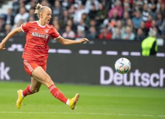 Bayern-Stürmerin Lea Schüller wird zum Saisonstart vor einer Rekordkulisse spielen.