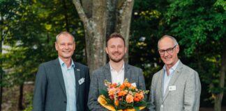 Ivo Vuicic (M.) hat den Vorsitz der Wohnungsbaugenossenschaft Erkrath übernommen. Foto: WBG Erkrath