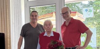Detlef Ehlert mit Horst Wangerin und Toni Nezi. Foto: SPD Erkrath