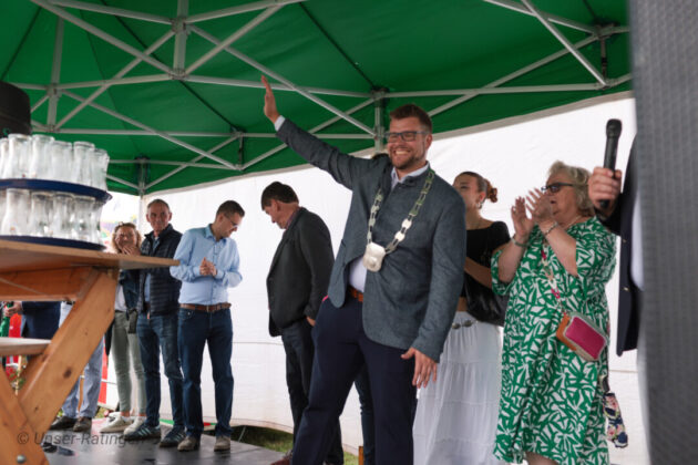 Tim Rohrbach freut sich auf die Kutschfahrt, Bild: Alexander Heinz