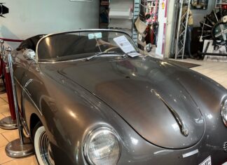 Oldtimer-Nachbauten: Legal, wenn sie nicht als Originalfahrzeug verkauft werden. Foto: Polizei