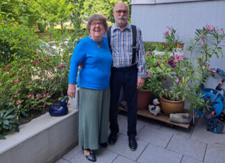 Hannelore und Udo Brückner freuen sich über Glückwünsche zur Diamantenen Hochzeit. Foto: Stadt Erkrath