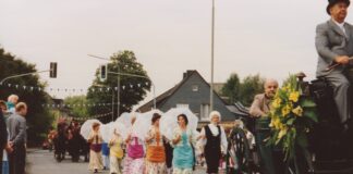 Auch damals scho schön Bunt, die Biedermeier Gruppe , Bild: Fam. Kappner