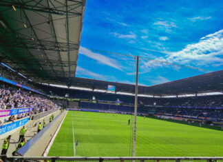 Das "Wohnzimmer" der Fans ist die Schauinsland-Reisen-Arena in Duisburg. Foto: Volkmann