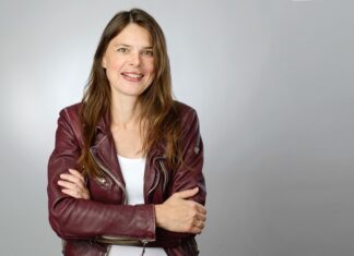 Die Journalistin Christiane Florin ist für einen Vortrag zu Gast im Essener Domschatz. Foto: Antje Siemon