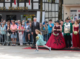 Impression aus Ratingen am Tag des großen Schützenumzugs, Bild: Alexander Heinz