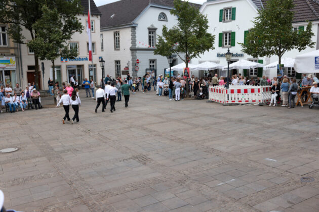 Impression aus Ratingen am Tag des großen Schützenumzugs, Bild: Alexander Heinz