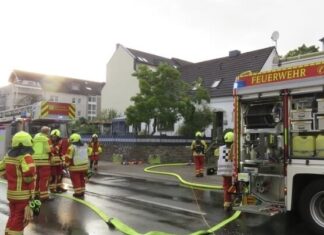 Die Feuerwehr bei einem der Einsätze. Foto: FW Heiligenhaus