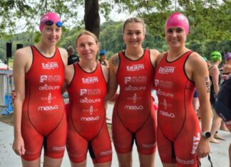 Kathrin Harnischmacher, Michaela Melsa, Joana Wollf und Florentine Anaç-Exner. Foto: TTR 08