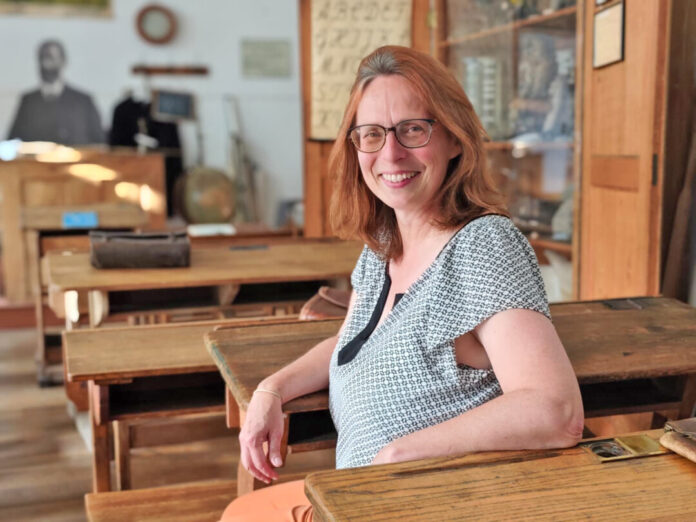 Ute Kranz leitet die ggnerationenübergreifende Erzählwerkstatt. Foto: Veranstalter