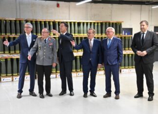 Sie kann bis zu 40 Kilometer weit geschossen werden: Artilleriemunition von Rheinmetall.