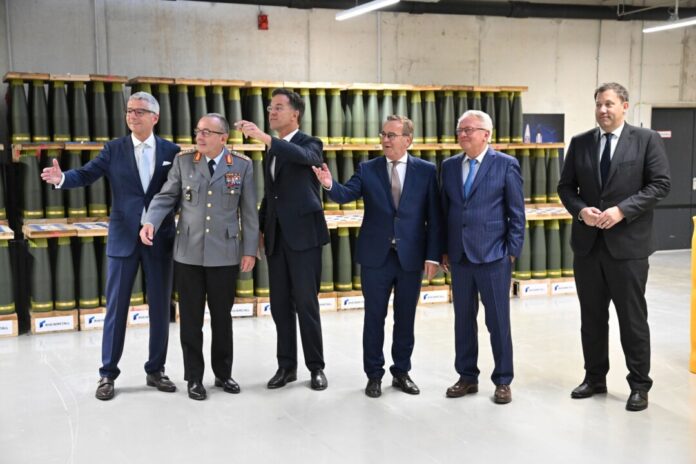 Sie kann bis zu 40 Kilometer weit geschossen werden: Artilleriemunition von Rheinmetall.