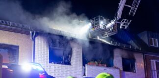 Die Feuerwehr war mit 85 Kräften im Einsatz.