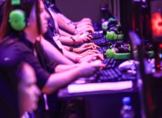 Auch dieses Jahr wird bei der Gamescom wieder großer Andrang an den Gaming-Computern erwartet. (Archivbild)