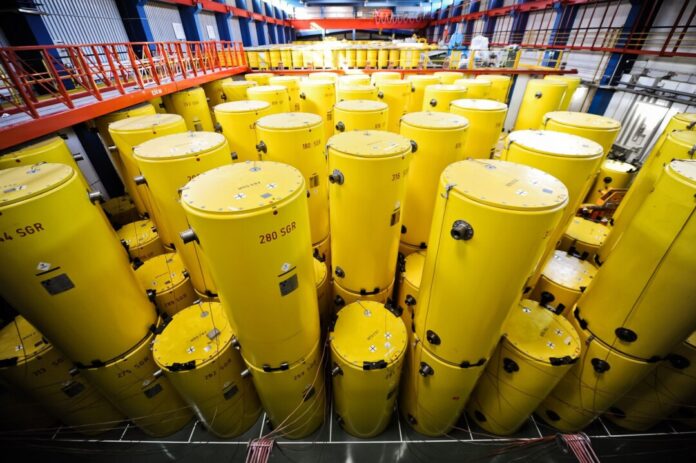 Atommüll aus Jülich soll nach Ahaus gebracht werden. Der Bund hält das für sinnlos und hat Widerspruch eingelegt.