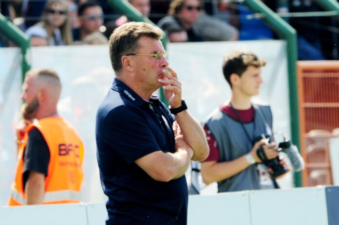 Dieter Hecking Dieter Hecking muss gegen Münster auf einige Spieler verzichten. (Archivbild)