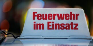 Das Rathaus von Menden ist nach einem ABC-Alarm geräumt worden.