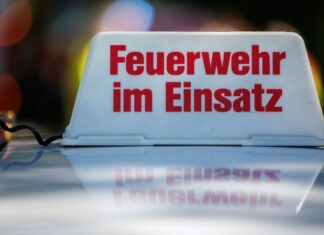 Das Rathaus von Menden ist nach einem ABC-Alarm geräumt worden.
