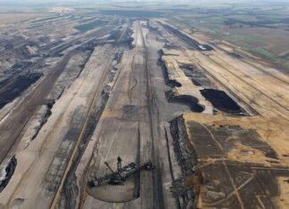Im Rheinischen Braunkohlenrevier hat der Energiekonzern RWE im vergangenen Jahr in 20 Fällen Gebäudeschäden als Bergschäden anerkannt. (Archivbild)