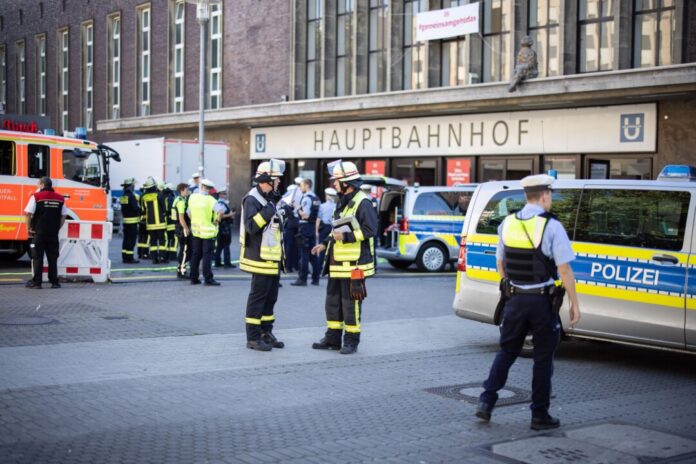 Erstmals wurde ein mutmaßlicher Gewalttäter aus der Bahnhofsgegend verbannt. (Symbolbild)