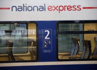National Express fährt ab September sein wegen Personalmangels gekürztes Angebot wieder hoch. (Archivbild)