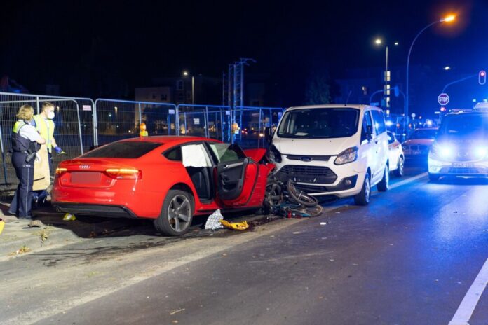 Die Polizei ermittelt auch wegen möglichen Drogenkonsums. 