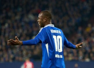 Pape Meïssa Ba bleibt zunächst auf Schalke. 