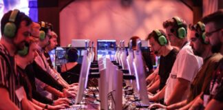 Neue Spiele testen wie hier bei der Gamescom 2024 - das ist auch bei der diesjährigen Gaming-Messe möglich. 