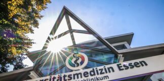 Die Polizei ermittelt gegen einen Krankenpfleger der Uniklinik Essen. Der Tatverdächtige sitzt seit dem 8. August wegen verschiedener Sexualdelikte in Untersuchungshaft. 