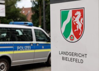 Der 82-Jährige legte zu Prozessbeginn ein Geständnis ab. (Symbolbild)