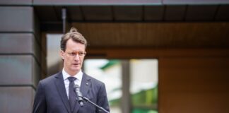 NRW-Regierungschef Wüst plädiert für Vorratsdatenspeicherung. 
