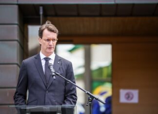 NRW-Regierungschef Wüst plädiert für Vorratsdatenspeicherung. 