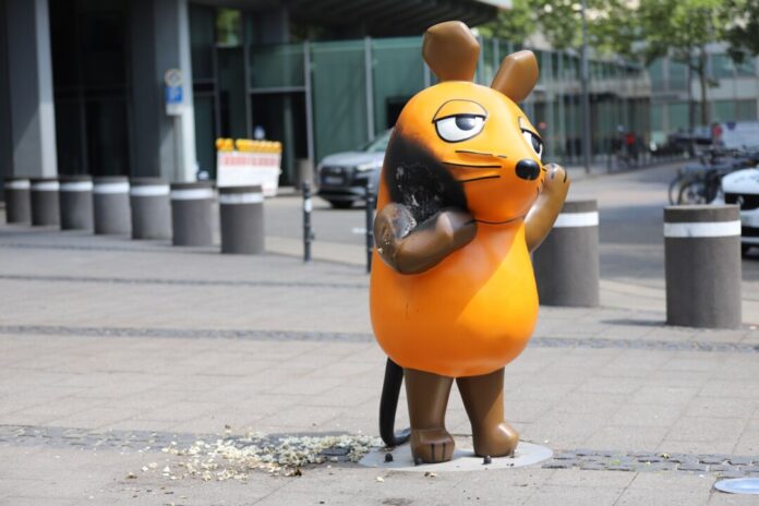 Die reparierte Maus soll nun wieder aufgestellt werden. (Archivbild)