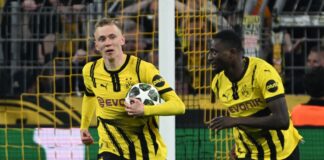 Wechsel kein Thema: Maximilian Beier (l) soll in Dortmund bleiben.