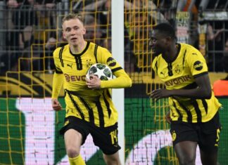 Wechsel kein Thema: Maximilian Beier (l) soll in Dortmund bleiben.