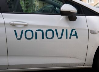 Bei Vonovia sind 2.800 Stellen unbesetzt. Gesucht werden vor allem Handwerker. (Archivbild)