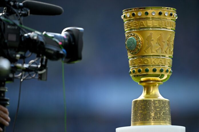 Arminia Bielefeld - VfB Stuttgart Objekt der Begierde: Im DFB-Pokal stehen die Paarungen für die zweite Runde fest.