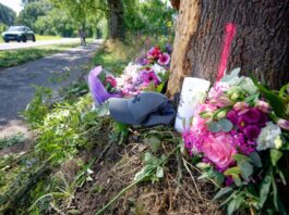 Bei dem schlimmen Unfall in Monheim sind zwei Jugendliche ums Leben gekommen. (Archivbild)