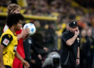 Beim letzten Spiel in Dortmund gab es für Baumgart (r.) und Union eine Klatsche. (Archivbild)
