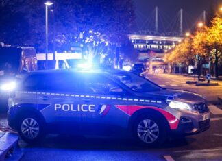 Nach einem 100 Millionen-Betrug dauern die Ermittlungen der französischen und deutschen Polizei sowie die Suche nach dem verschwundenen Geld an. (Archivbild) 