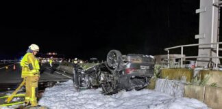 Die vier Insassen befreiten sich aus dem Wagen, bevor er in Brand geriet.