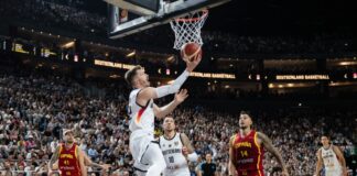 In EM-Form: Andreas Obst beim Korbleger.
