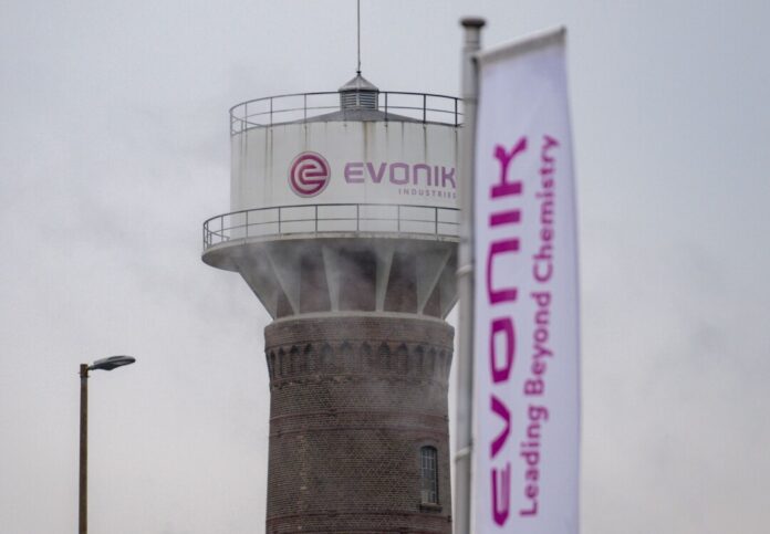 Chemiekonzern Evonik Das Evonik-Servicegeschäft für die Chemieparks in Marl und Wesseling wird eigenständig. (Archivbild)