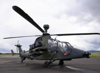 Bei den Übungen werden Kampfhubschrauber nachts im Tiefflug unterwegs sein. (Archivbild)